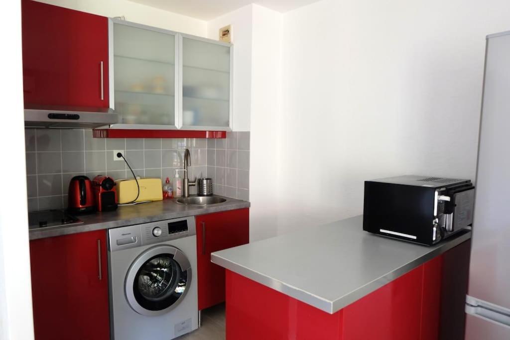 Petit Paradis Classe 3 Etoiles A 200M De La Plage! Terrasse-Wifi-Parking-Clim Сен-Мандри-сюр-Мер Екстериор снимка